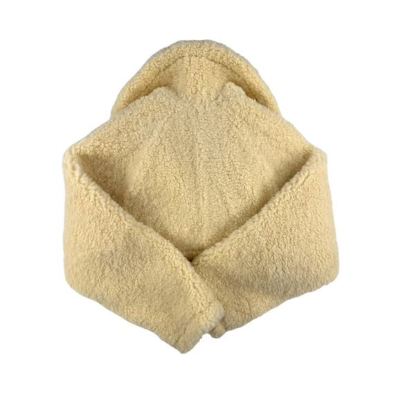 L’Acadamie - Peyton Cropped Sherpa Jacket in Wheat - Picture 4 of 5